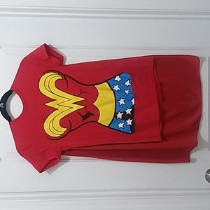 Wonder Woman T-Shirt & Cape Costume